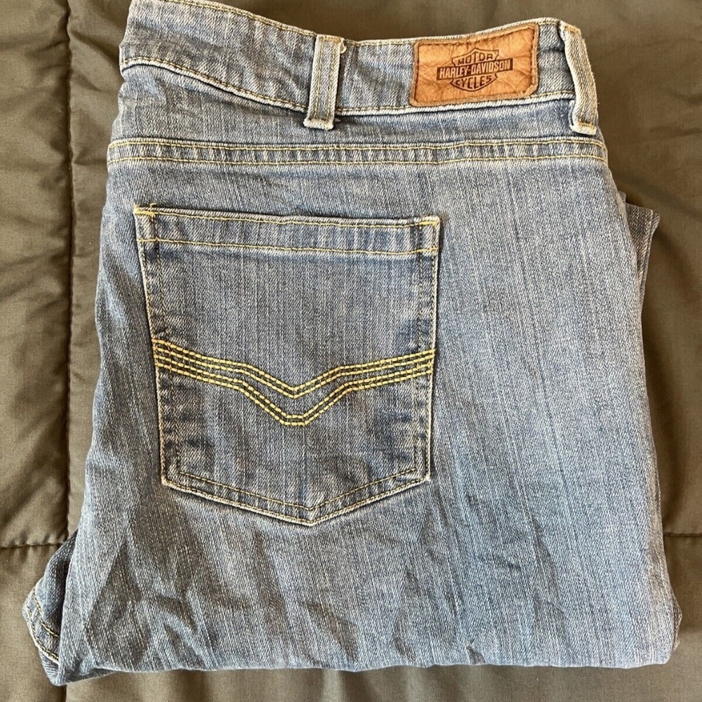 Harley Davidson Straight Leg Light Wash Jean Size 34